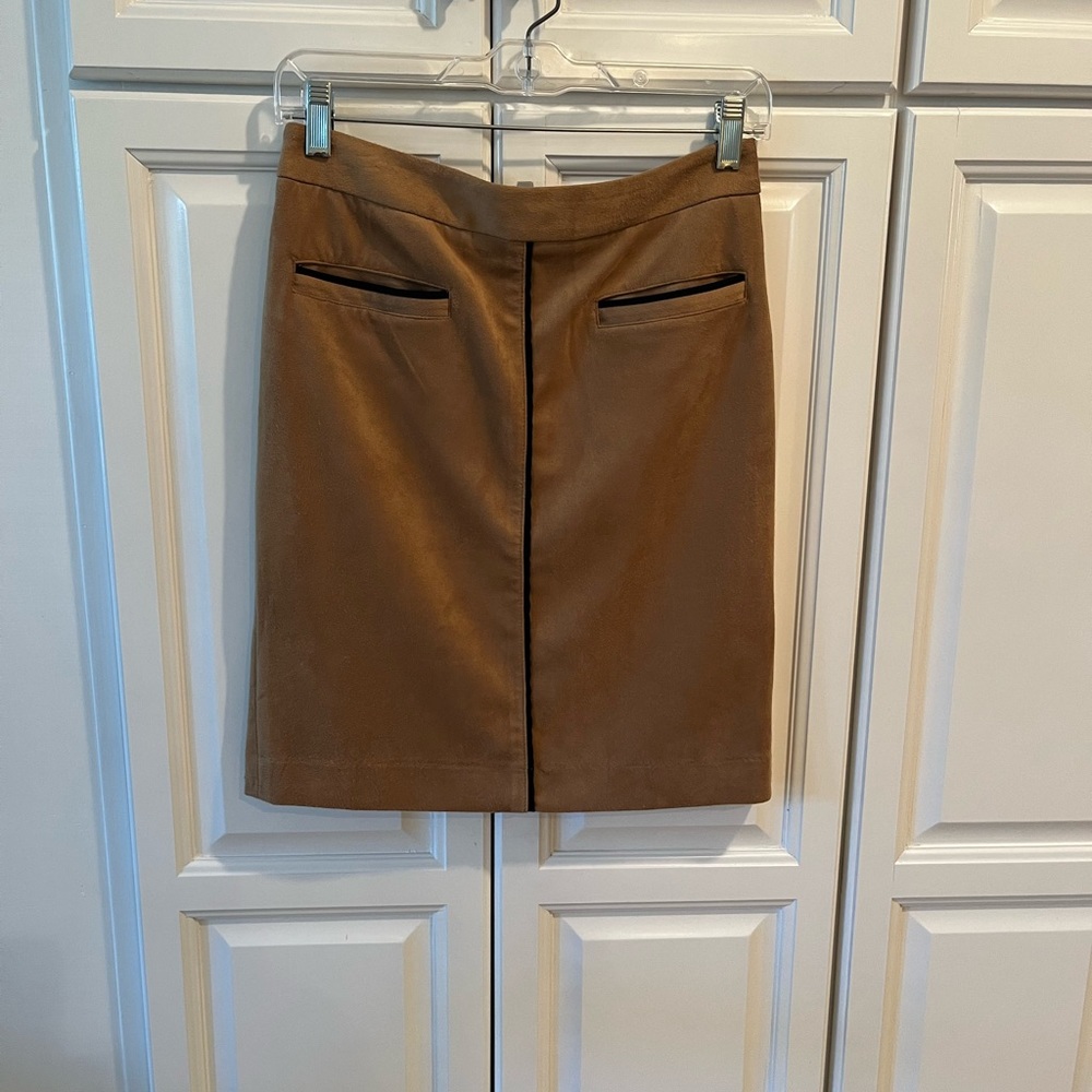 J. McLaughlin Tan/Black Faux Suede Skirt